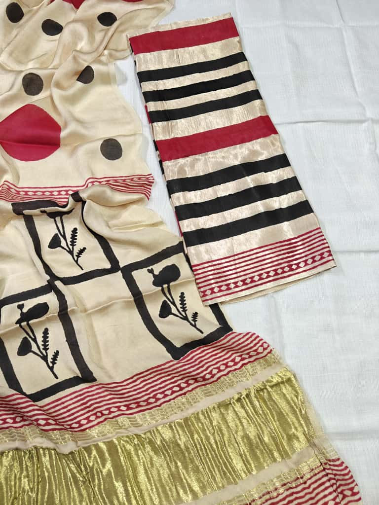 Beige & Red Striped Hand-Block Print Maheshwari/Chanderi Saree